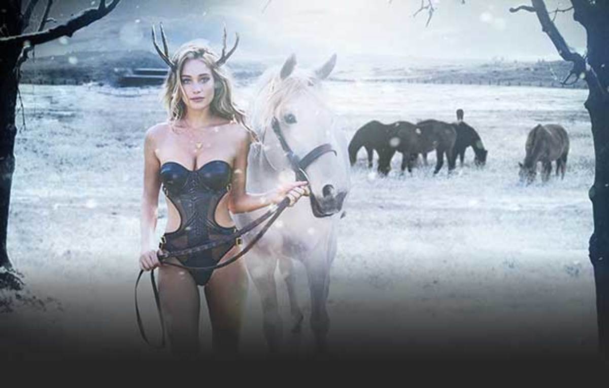 hannah-davis-our-new-girlfriend-award-1.jpg